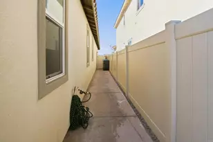 34392 Lapis Ct, Murrieta, CA 92563 - Photo 37