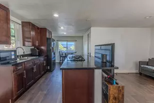 400 Greenfield Dr, El Cajon, CA 92021 - Photo 7