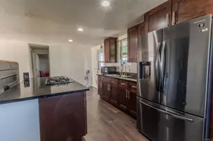 400 Greenfield Dr, El Cajon, CA 92021 - Photo 9