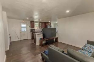 400 Greenfield Dr, El Cajon, CA 92021 - Photo 11