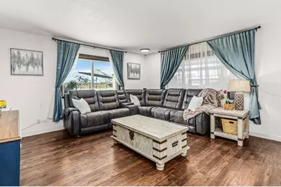 166 Lakeview Avenue, Spring Valley, CA 91977 - Photo 11