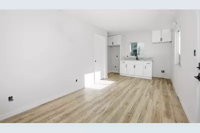 249 51 Garrett Avenue, Chula Vista, CA 91910 - Photo 11