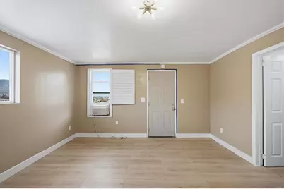 304 Edgerton, San Bernardino, CA 92405 - Photo 27