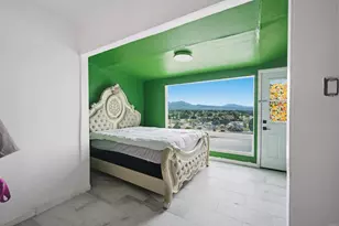 304 Edgerton, San Bernardino, CA 92405 - Photo 21