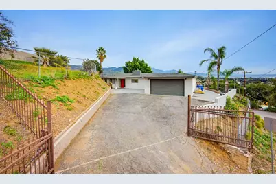 304 Edgerton, San Bernardino, CA 92405 - Photo 29