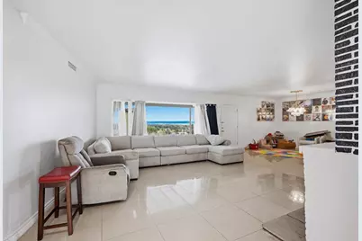 304 Edgerton, San Bernardino, CA 92405 - Photo 5