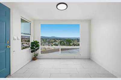 304 Edgerton, San Bernardino, CA 92405 - Photo 19