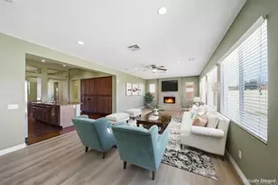 31855 McCartney Dr, Winchester, CA 92596 - Photo 11