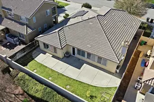 31855 McCartney Dr, Winchester, CA 92596 - Photo 35