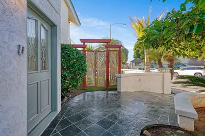 2438 Ocean Street, Carlsbad, CA 92008 - Photo 3