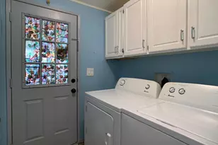 9459 Mission Gorge Rd, Santee, CA 92071 - Photo 17