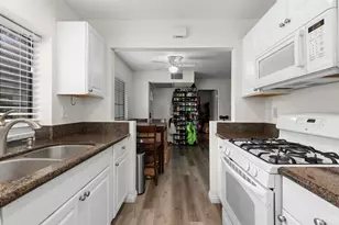 13095 Wimberly Square, San Diego, CA 92128 - Photo 9