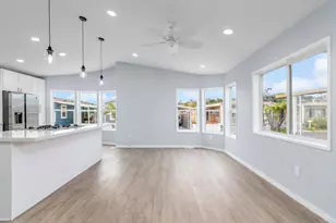 35 Parkwood Ln, Oceanside, CA 92054 - Photo 9