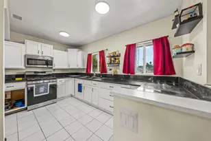 5262 Cervantes Ave, San Diego, CA 92114 - Photo 19