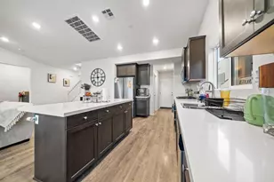 28428 Fressia Dr, Winchester, CA 92596 - Photo 5