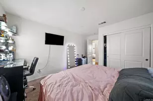 28428 Fressia Dr, Winchester, CA 92596 - Photo 17