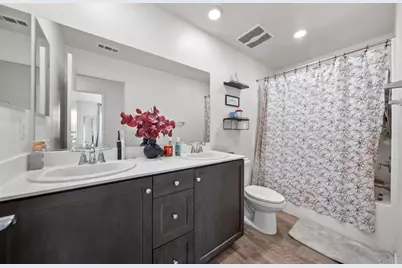 28428 Fressia Drive, Winchester, CA 92596 - Photo 29