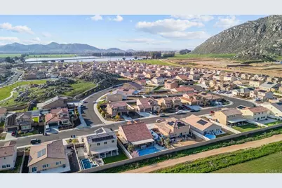 28428 Fressia Drive, Winchester, CA 92596 - Photo 51