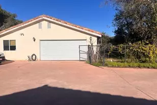 1158 Meadow Lake Dr, Vista, CA 92084 - Photo 5