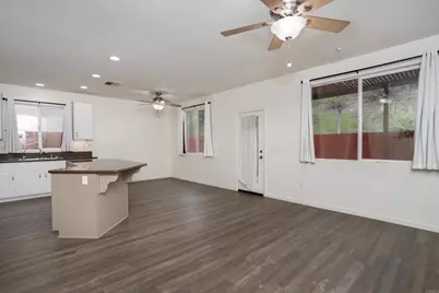 8772 Glen Vista Way, Santee, CA 92071 - Photo 9