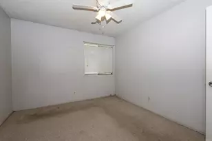 1410 Grayson Cir, Firebaugh, CA 93622 - Photo 11