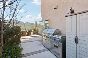 9863 Avenida Colino, Spring Valley, CA 91977 - Photo 35