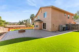 209 Journeys End, Vista, CA 92083 - Photo 43