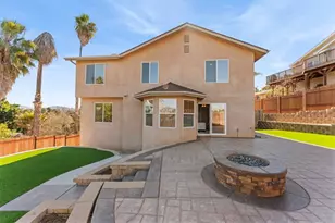 209 Journeys End, Vista, CA 92083 - Photo 39