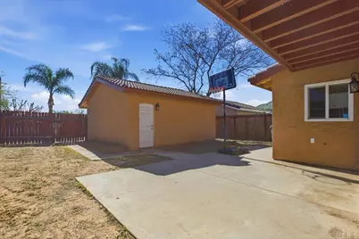 23587 Parkland Avenue, Moreno Valley, CA 92557 - Photo 29