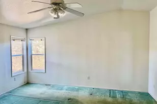 8301 Mission Gorge Road, Santee, CA 92071 - Photo 21