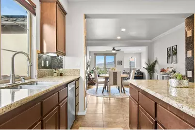 2233 Capistrano Way #18, Chula Vista, CA 91915 - Photo 7