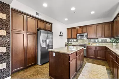 2233 Capistrano Way #18, Chula Vista, CA 91915 - Photo 5