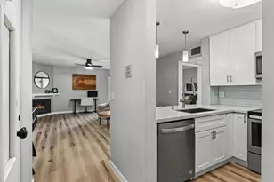 6737 Friars Rd, San Diego, CA 92108 - Photo 3