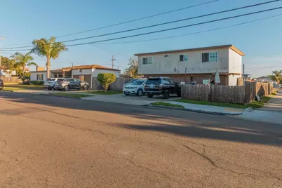 904 12th Street, Imperial Beach, CA 91932 - Photo 11