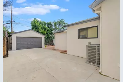 4210 Alcove Ave, Studio City, CA 91604 - Photo 23