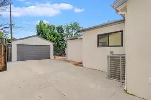 4210 Alcove Ave, Studio City, CA 91604 - Photo 23