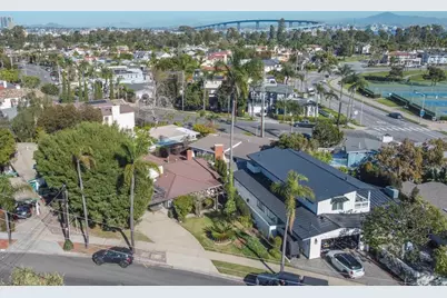 1533 10th Street, Coronado, CA 92118 - Photo 3