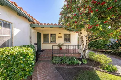 2689 Narcissus Drive, San Diego, CA 92106 - Photo 3