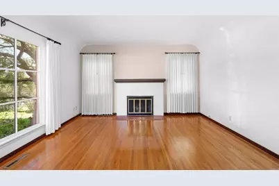 2689 Narcissus Drive, San Diego, CA 92106 - Photo 5