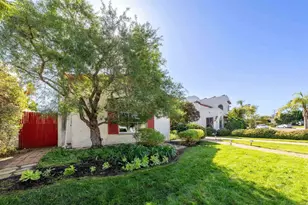 2689 Narcissus Dr, San Diego, CA 92106 - Photo 35