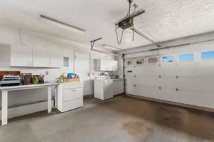 8211 Limon Ln, El Cajon, CA 92021 - Photo 45