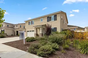32097 Rambling Ct, Winchester, CA 92596 - Photo 3