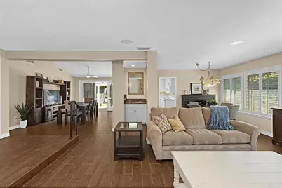 4358 E Holtwood Avenue, Anaheim, CA 92807 - Photo 7