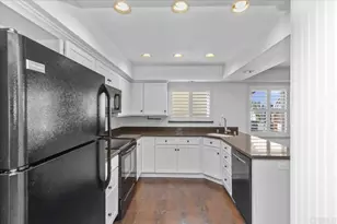 6880 Hyde Park Dr, San Diego, CA 92119 - Photo 9