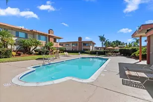 6880 Hyde Park Dr, San Diego, CA 92119 - Photo 39