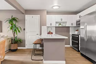 3549 Castle Glen Dr, San Diego, CA 92123 - Photo 7