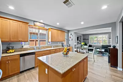 448 Kennedy Court, Escondido, CA 92027 - Photo 9