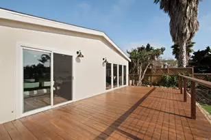 835 Cathy Ln, Cardiff by the Sea, CA 92007 - Photo 13