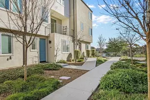 5264 Beachfront Cove St, San Diego, CA 92154 - Photo 3