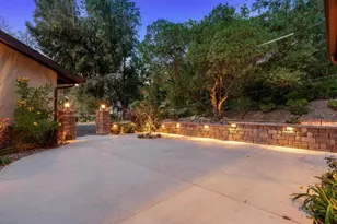 1130 Pebble Springs Ln, Escondido, CA 92026 - Photo 7